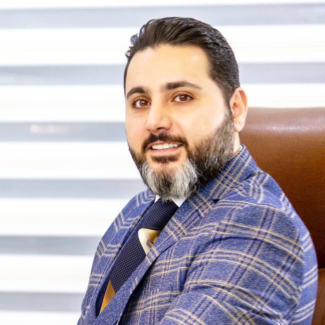 دکتر رامین مدرسی، متخصص پوست و مو، در اصفهان