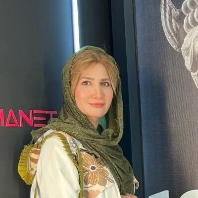 دکتر آزاده خردمند، جراحی زیبایی چهره، در اصفهان