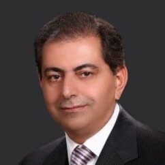 دکتر سعید مرندی، متخصص پوست و مو، در اصفهان