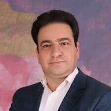 دکتر محمد علیزاده، متخصص پوست و مو، در اصفهان