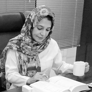 دکتر منصوره پژمان منش، متخصص زنان فعال در خدمات زیبایی، در اصفهان