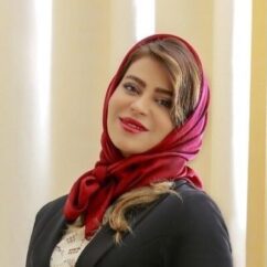 مینا کاوه، مدرس کسب و کار مراقبت پوست، در شیراز