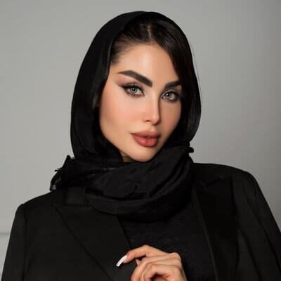 گیسو شفیعی، میکاپ آرتیست، در اصفهان