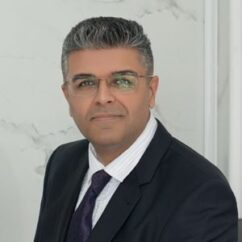 دکتر امیرحسین پورداود، متخصص جراحی، در شیراز