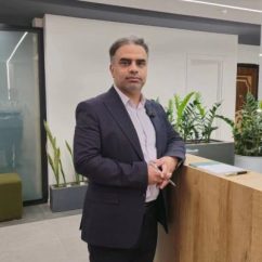 دکتر احسان رحمانیان، متخصص جراحی، در شیراز