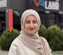 صبا خطاپوش، کارشناس تغذیه و رژیم‌درمانی، در شیراز